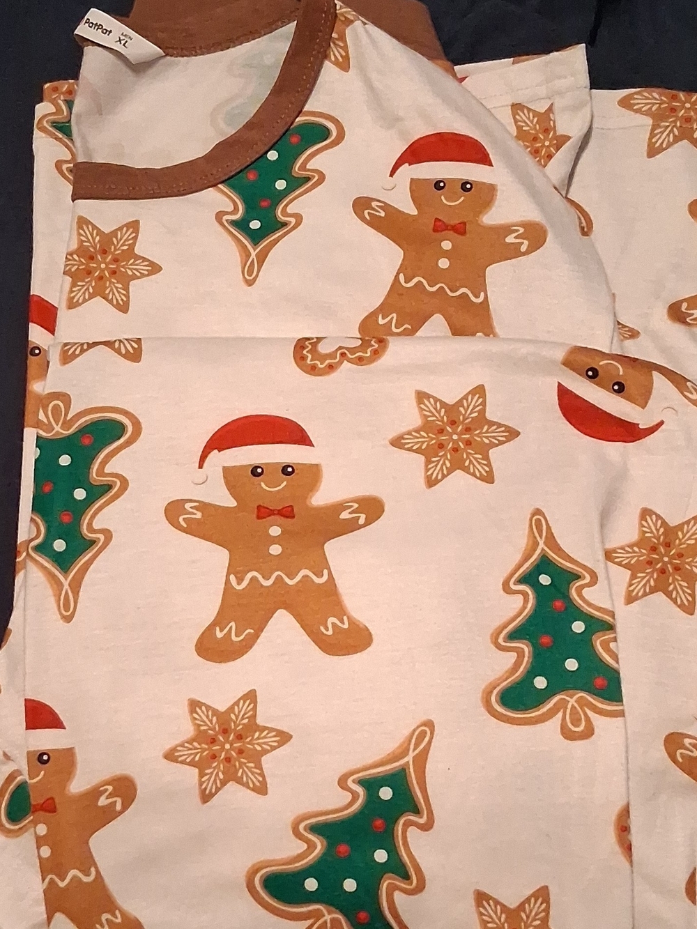 PatPat White Gingerbread Pajama Set with Green Trees & Red Hats